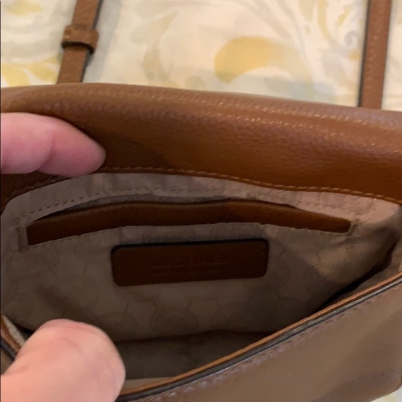 Michael Kors small purse - Picture 3 of 4